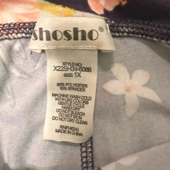 Workout or lounge shorts. Floral design 1X - Picture 3 of 3